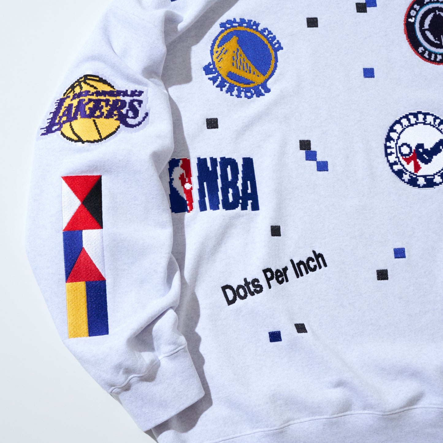 EMBROIDERED PULLOVER