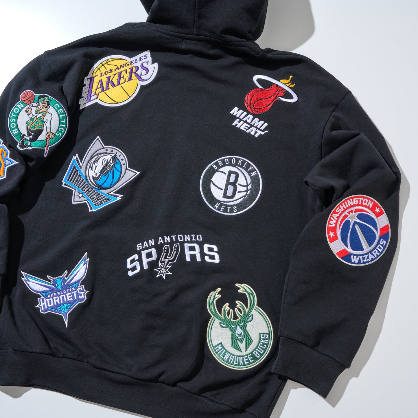 20 TEAM HOODIE