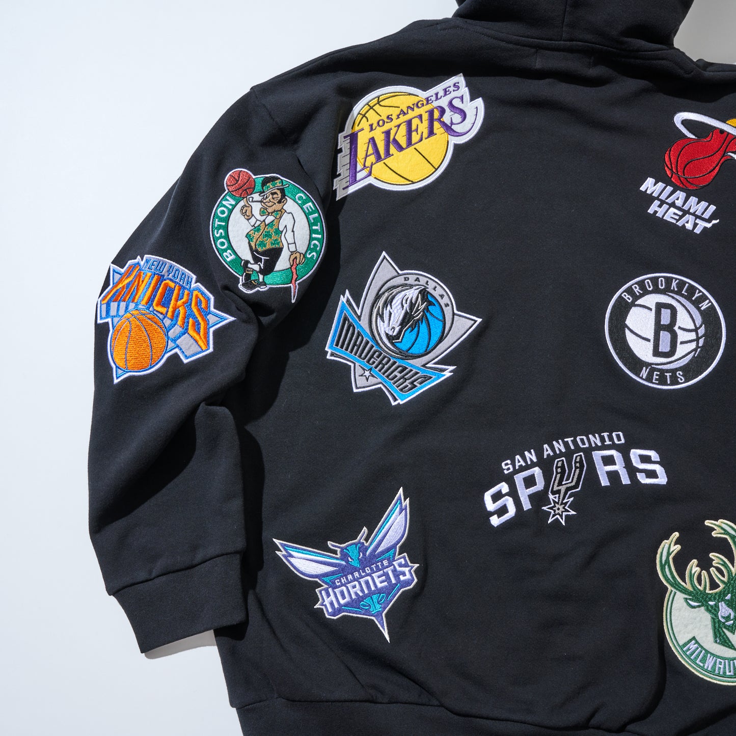 20 TEAM HOODIE