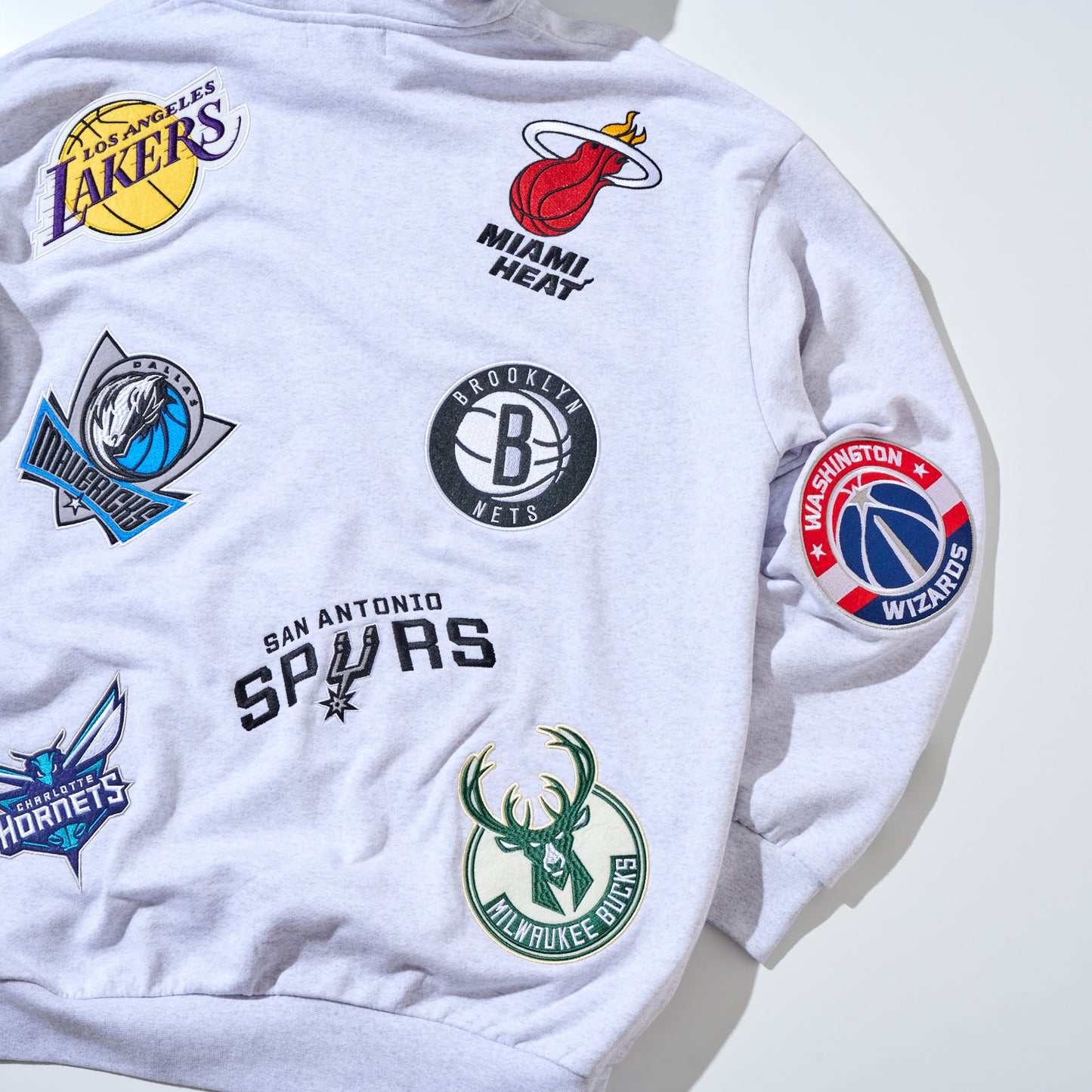 20 TEAM HOODIE